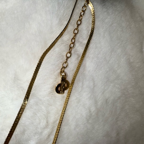 Christian Dior Vintage Gold tone V-shaped Swarovski crystals - Picture 6 of 16